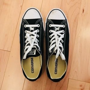 Low Top Converse